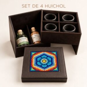 Set de 4 tequileros con caja artesanal y aplicación de chaquira Huichol