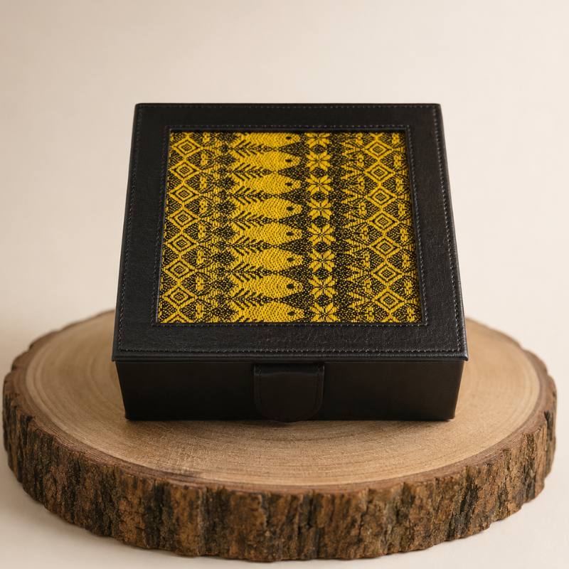Caja organizadora para té de cuero negro con textil de rebozo tradicional mexicano, accesorio decorativo de lujo