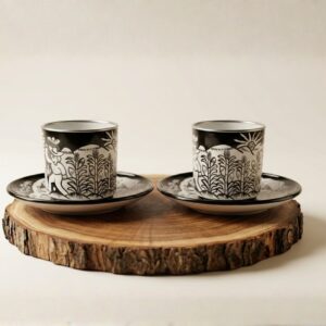 Tazas de cerámica para espresso decoradas a mano con arte tradicional de Guerrero, ideales para barra de café o regalo de lujo.