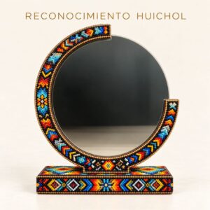 Reconocimiento corporativo Huichol con chaquira, artesanía mexicana Wixárika